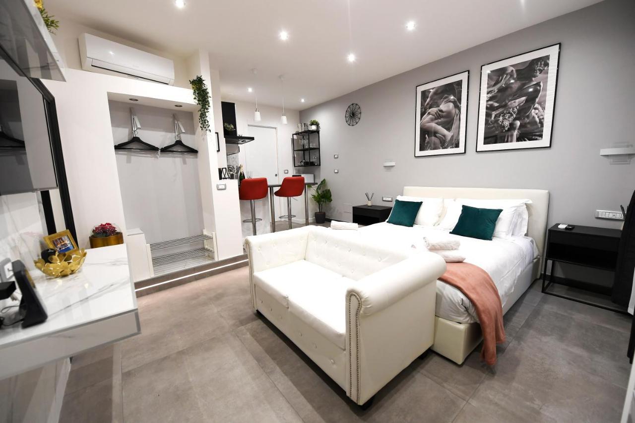 Lägenhet Easy Holidays - Suite Colosseo